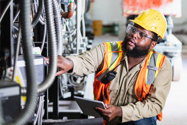 Best Electrical Contractors for Businesses  in Peabody, MA